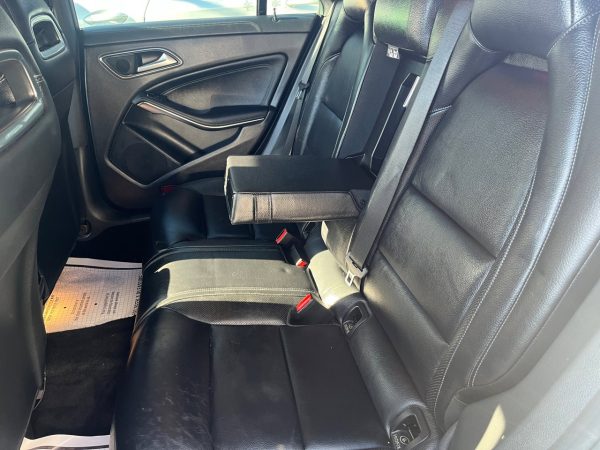 2018 Mercedes-Benz CLA250 - Image 7