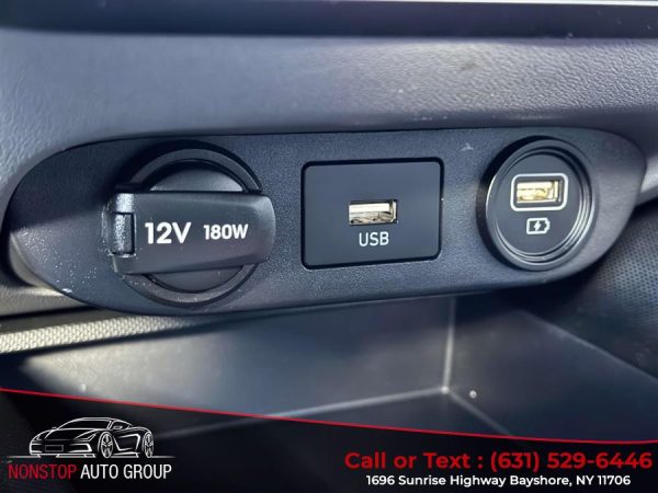 2023 Hyundai Elantra SEL IVT - Image 22