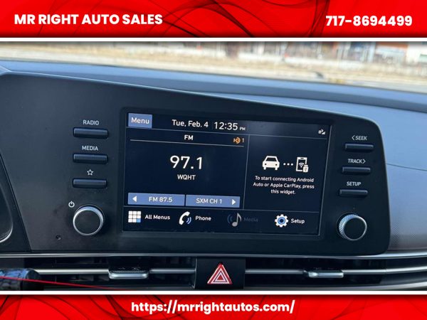 2023 Hyundai Elantra SEL IVT - Image 10