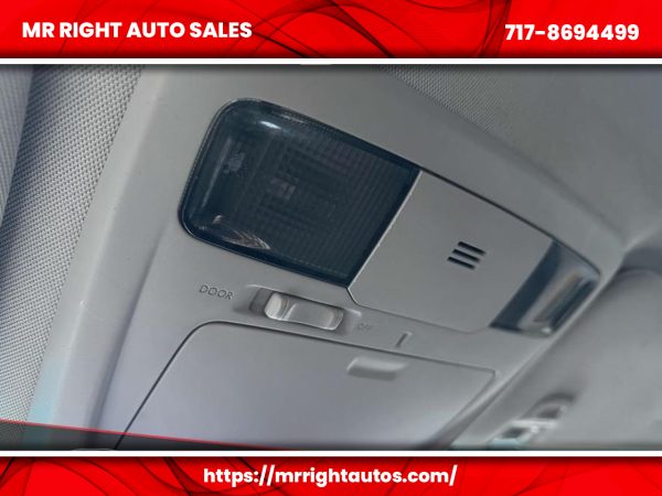 2015 Subaru Outback 4dr Wgn 2.5i Premium PZEV - Image 9