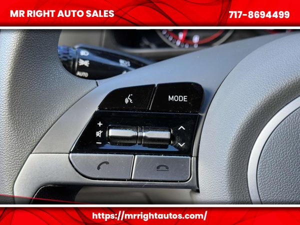 2023 Hyundai Elantra SEL IVT - Image 13