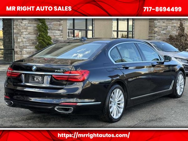 2016 BMW 7 Series 4dr Sdn 740i RWD - Image 15