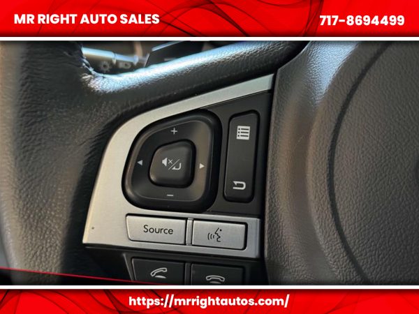 2015 Subaru Outback 4dr Wgn 2.5i Premium PZEV - Image 12