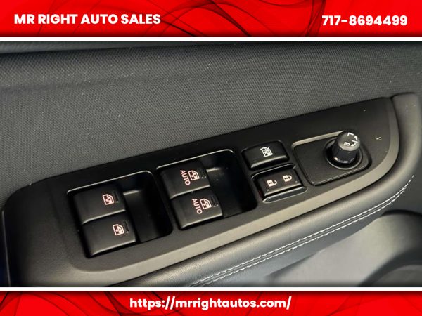 2015 Subaru Outback 4dr Wgn 2.5i Premium PZEV - Image 13