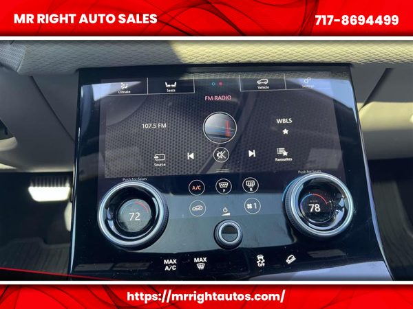 2018 Land Rover Range Rover Velar P250 R-Dynamic SE - Image 21