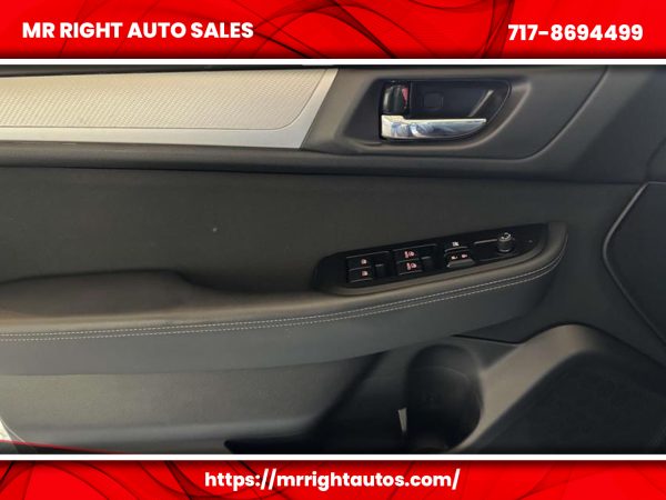 2015 Subaru Outback 4dr Wgn 2.5i Premium PZEV - Image 22