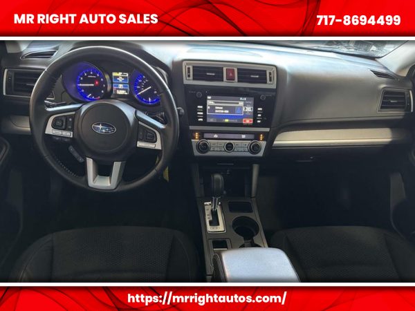 2015 Subaru Outback 4dr Wgn 2.5i Premium PZEV - Image 24