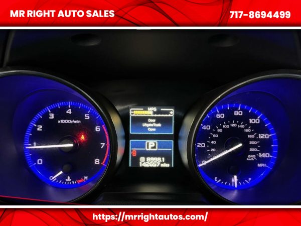 2015 Subaru Outback 4dr Wgn 2.5i Premium PZEV - Image 26