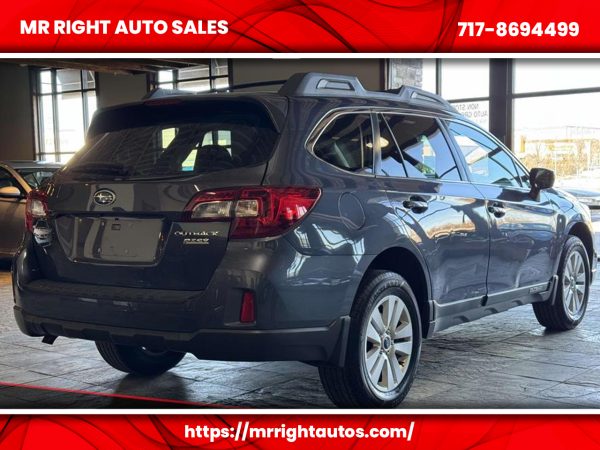 2015 Subaru Outback 4dr Wgn 2.5i Premium PZEV - Image 29