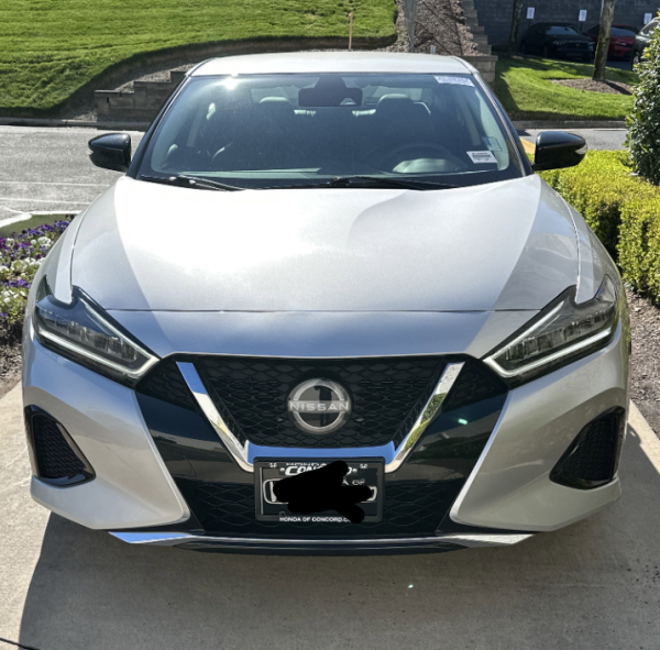 2023 Nissan Maxima - Image 2
