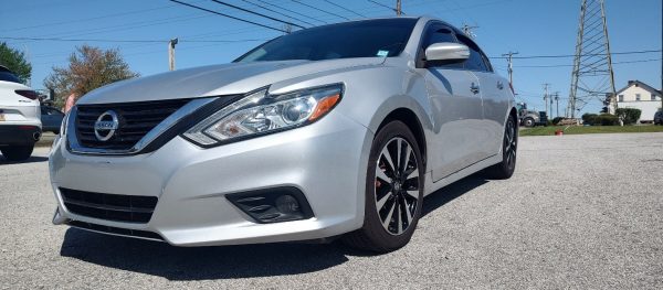 2016 Nissan Altima - Image 6