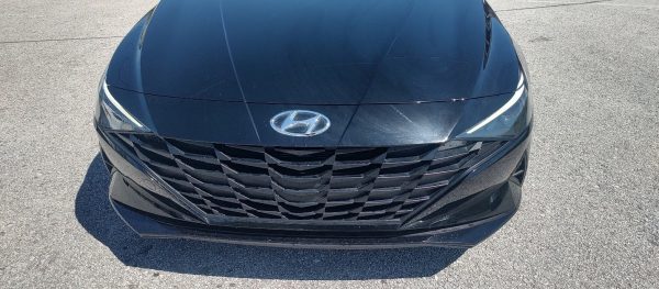 2023 Hyundai Elantra - Image 2