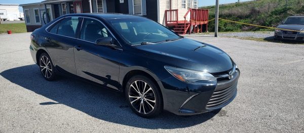 2016 Toyota Camry XSE