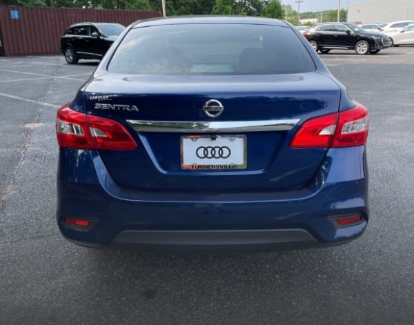 2016 Nissan Sentra S - Image 3